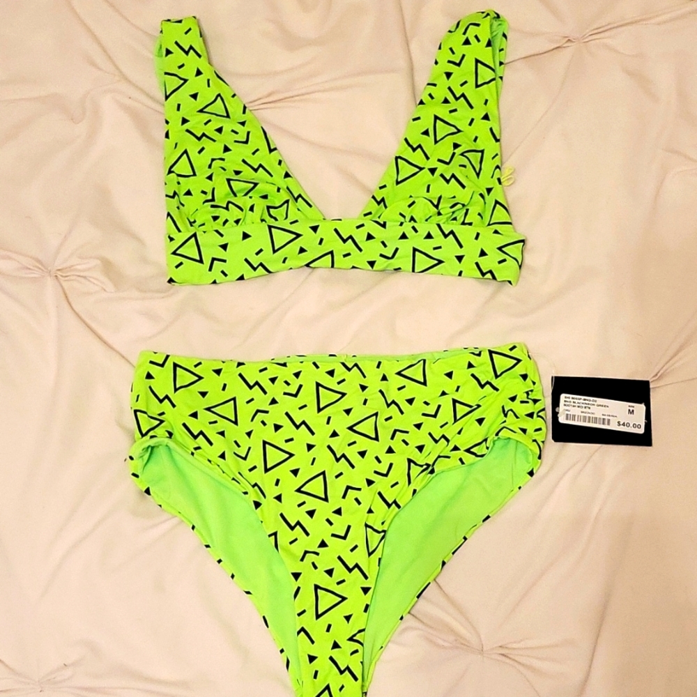 NWT size M skinny dip bikini